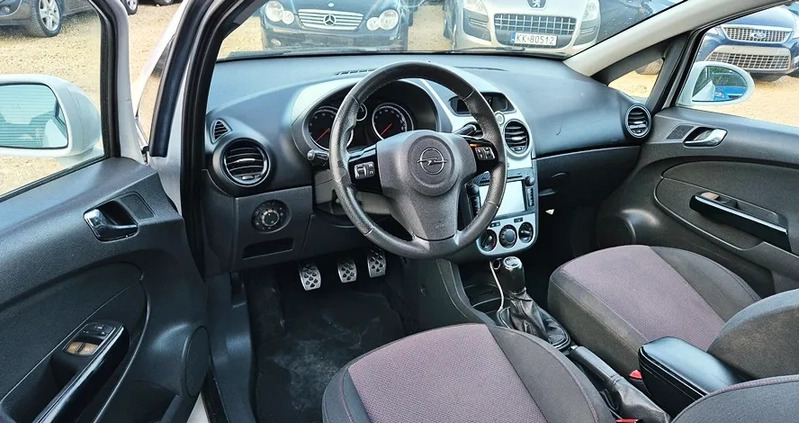 Opel Corsa cena 9999 przebieg: 214000, rok produkcji 2008 z Knyszyn małe 596